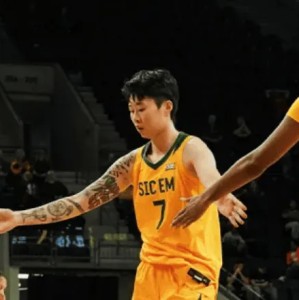 V站体育官方资讯-NCAA常规赛：邓雨婷3分1板1助，贝勒大学战胜中佛罗里达大学