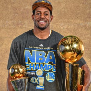 V站体育比分-8个赛季4次总冠军！勇士官宣退役伊戈达拉9号球衣