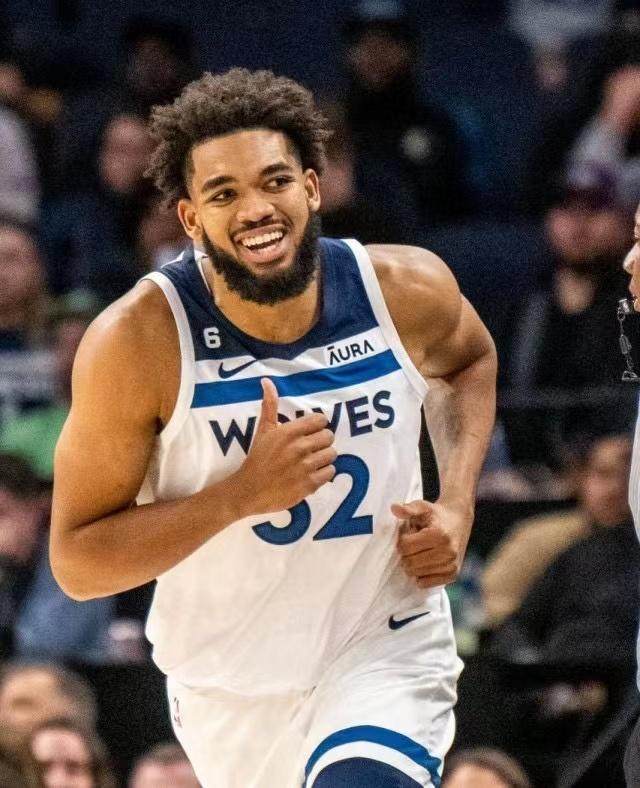 1697326376436013024.jpg 0737d57a781b19ed8e9cda08498e568.jpg