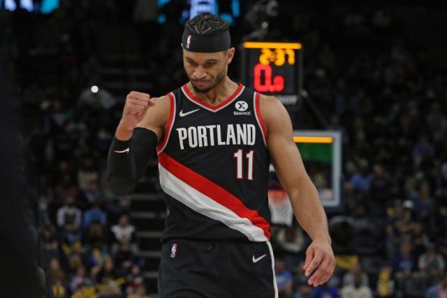 1648997190500036163.jpg Josh-Hart-1-900x600.jpg